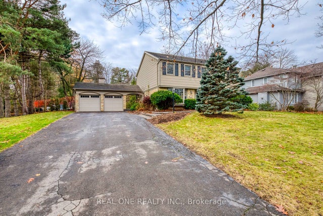120 Blyth Crescent, Oakville