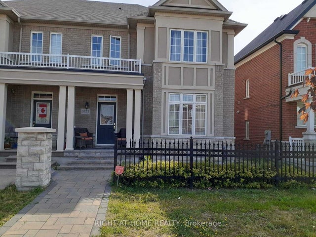 5323 Tenth Line W Street, Mississauga