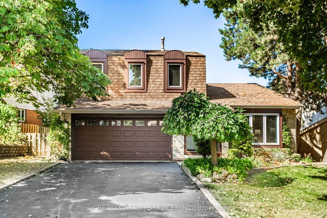 16 Marchmount Crescent, Brampton
