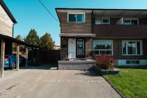 70 Wheatsheaf Crescent, Toronto W05