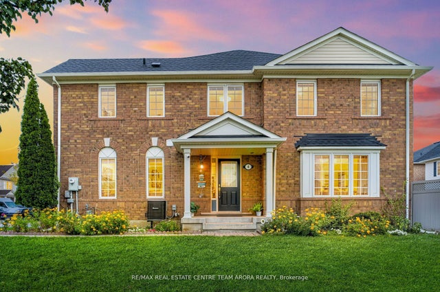4 Dalia Street, Brampton