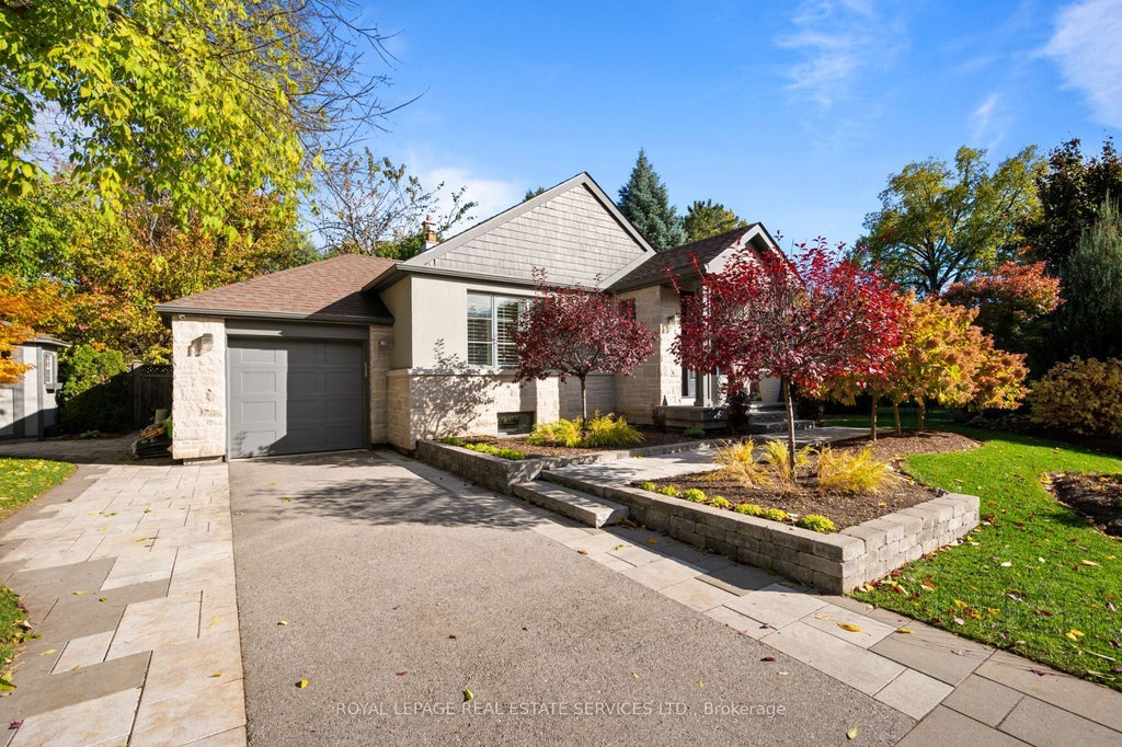 22 Fairmar Avenue, Toronto W07