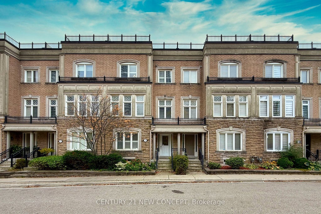 16 Legion Road, Toronto W06