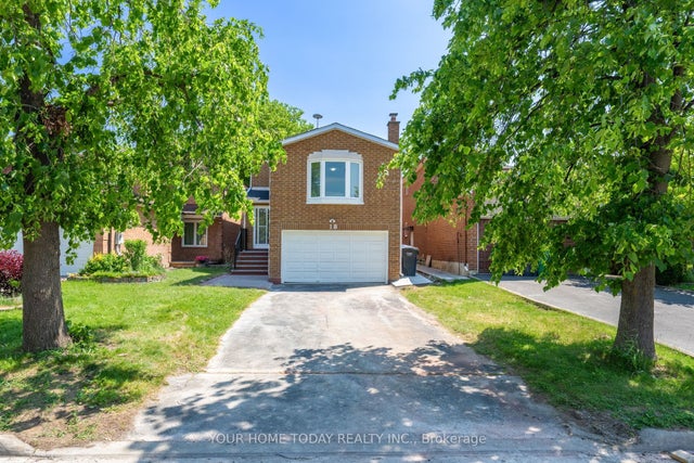18 Alabaster Drive, Brampton