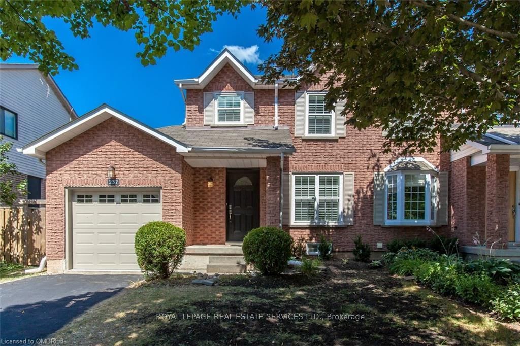 237 Ross Lane, Oakville