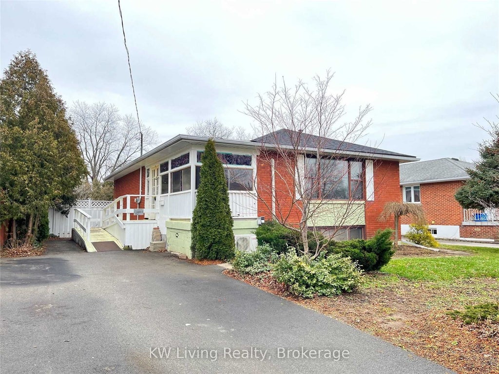 1289 Tyrrell Road, Burlington