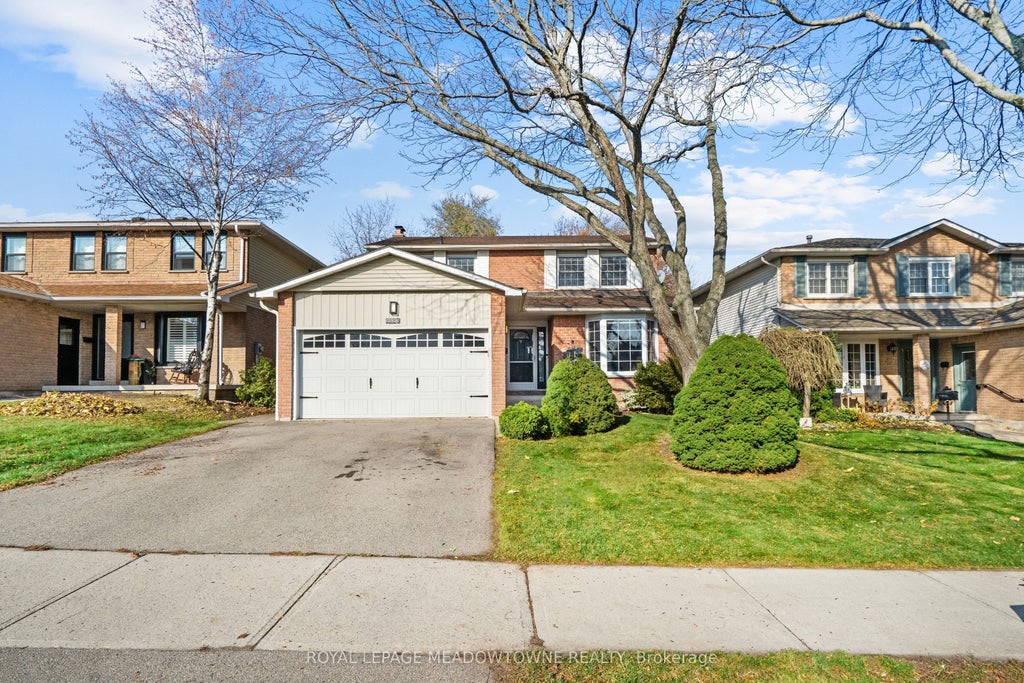 2523 Cavendish Drive, Burlington