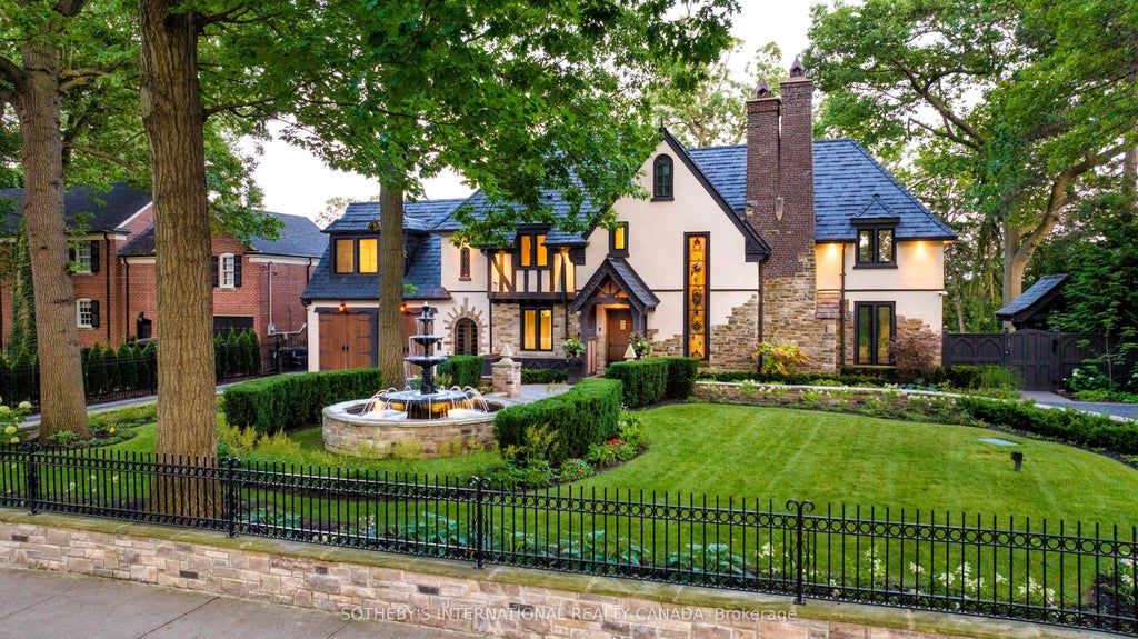 57 Baby Point Crescent, Toronto W02