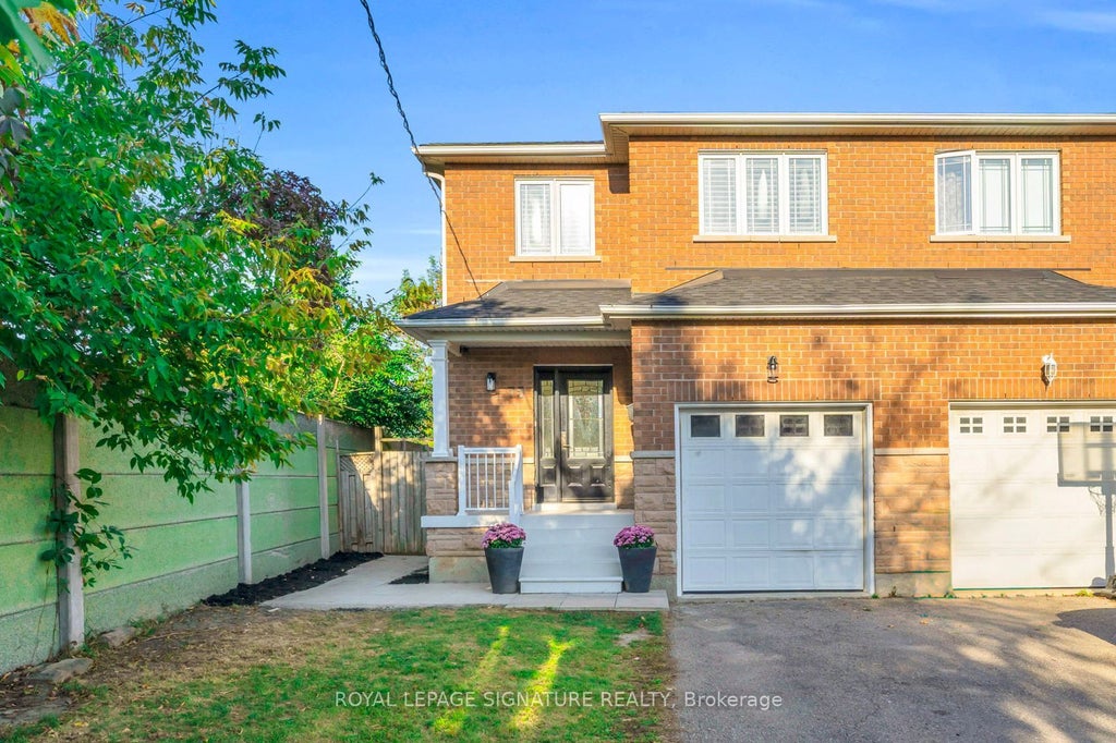 75 Thirty Second Street, Toronto W06