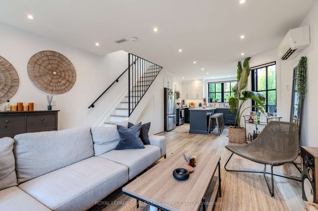 18 Milton Street, Toronto W06