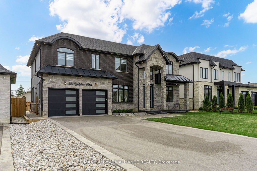 350 Weighton Drive, Oakville