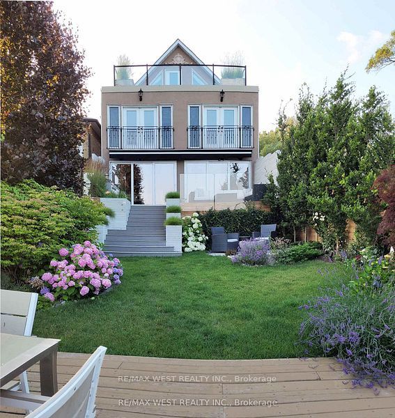 5 Eleventh Street, Toronto W06