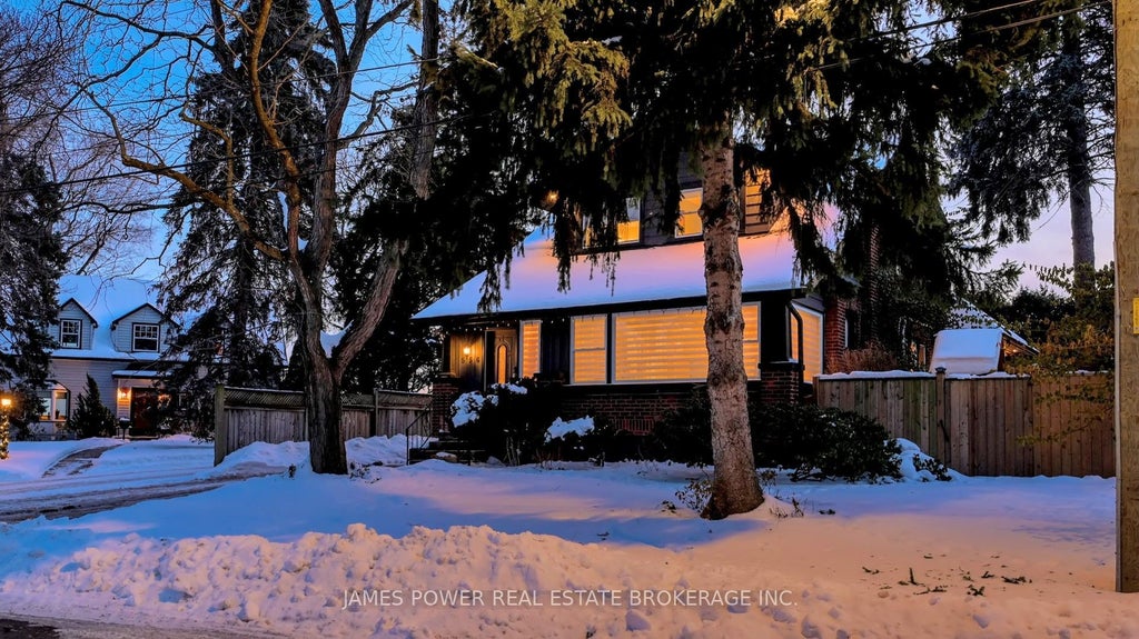 556 Stillwater Crescent, Burlington