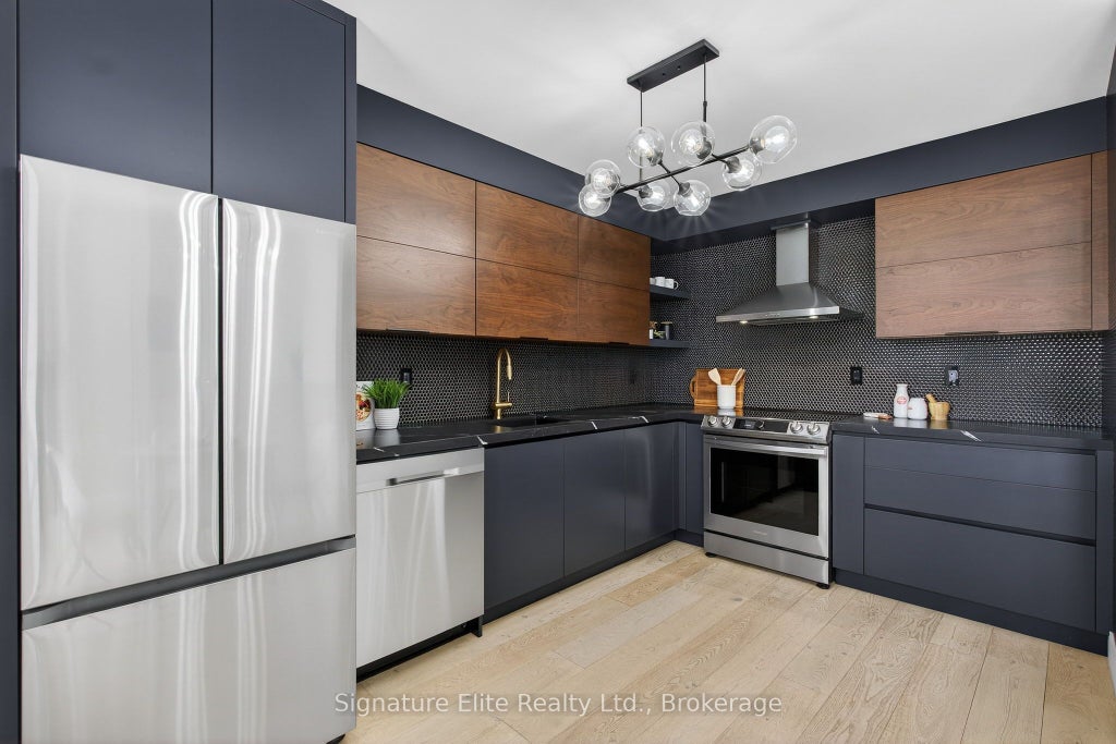 5090 Fairview Street 50, Burlington