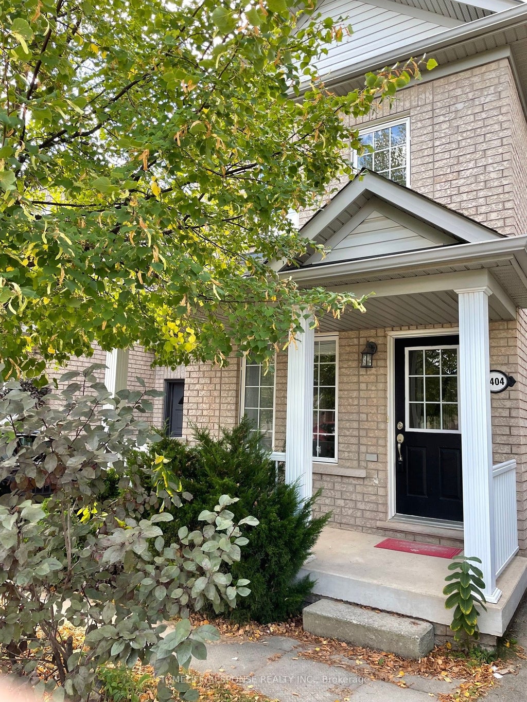 2404 Emerson Drive, Burlington