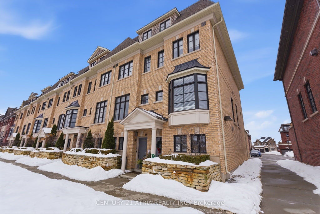 2172 Trafalgar Road 22, Oakville