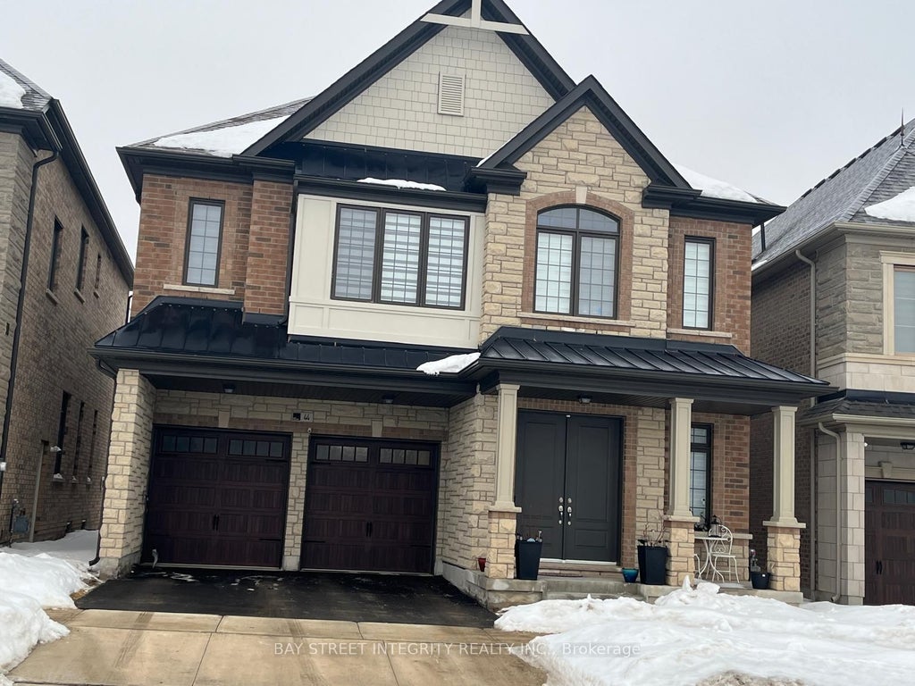 44 Settlers Road E, Oakville