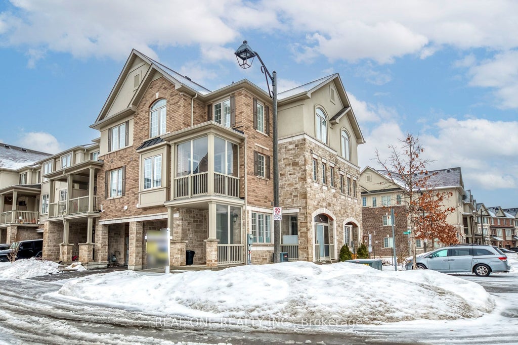 378 Alderwood Common, Oakville
