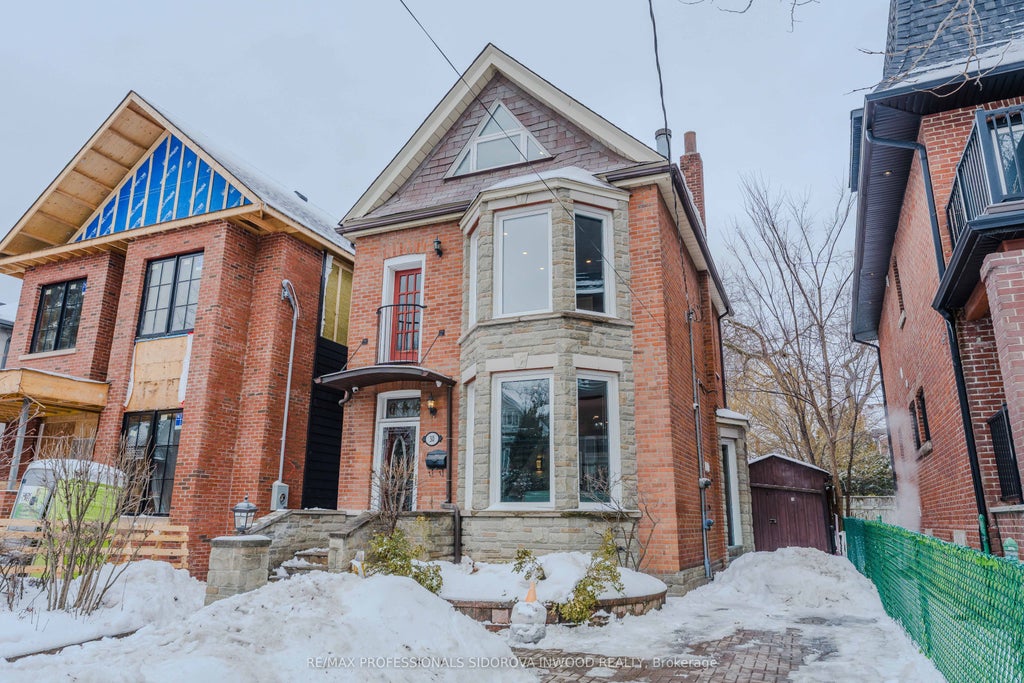 30 Boustead Avenue, Toronto W01