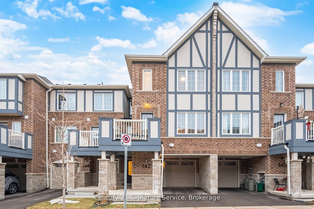 142 Christopher Road, Oakville