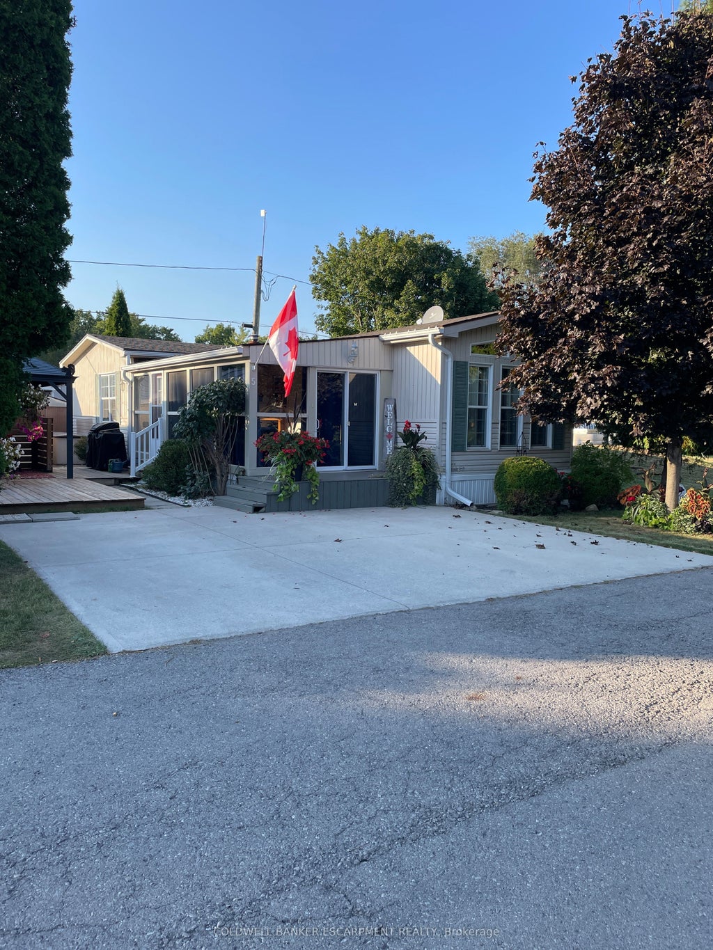 4449 Milburough Line 5 Spruce, Burlington