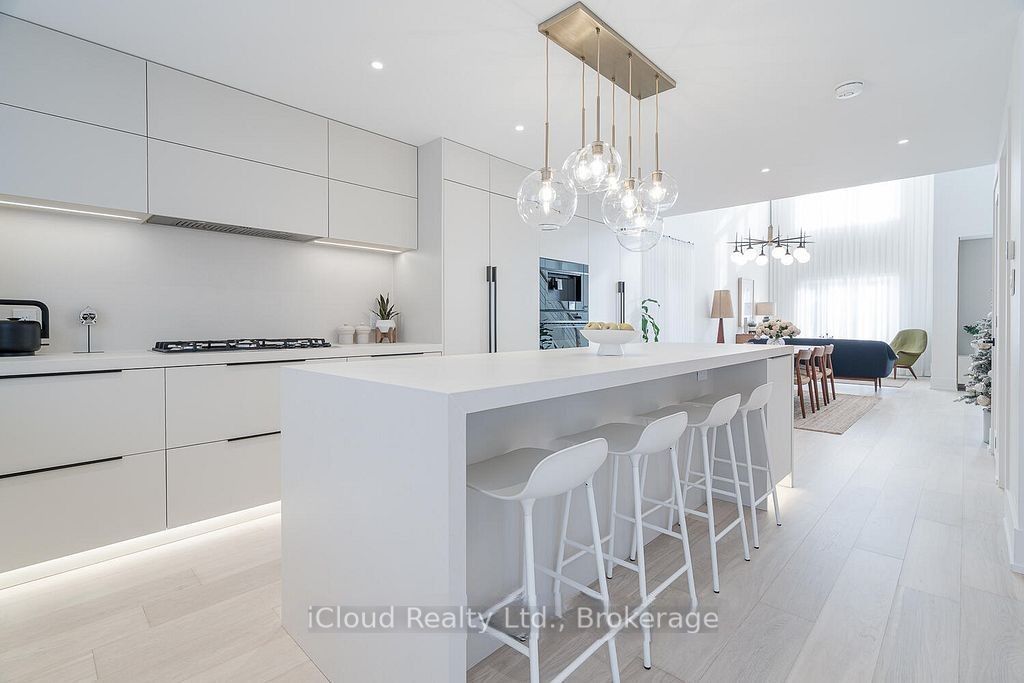 5389 Kindos Street Upper/main, Burlington