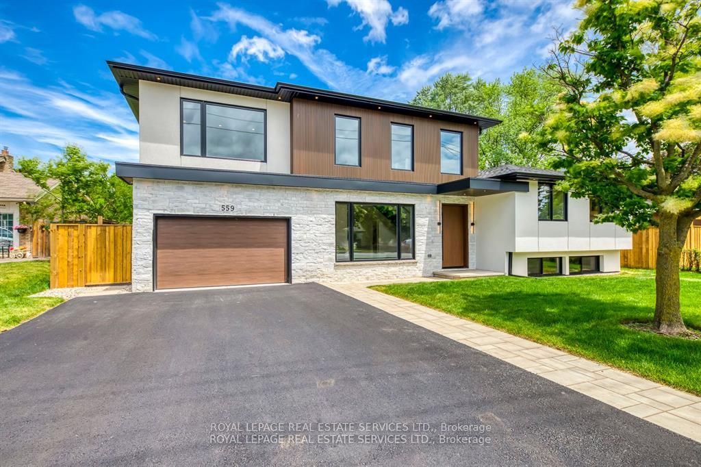 559 Walkers Line, Burlington