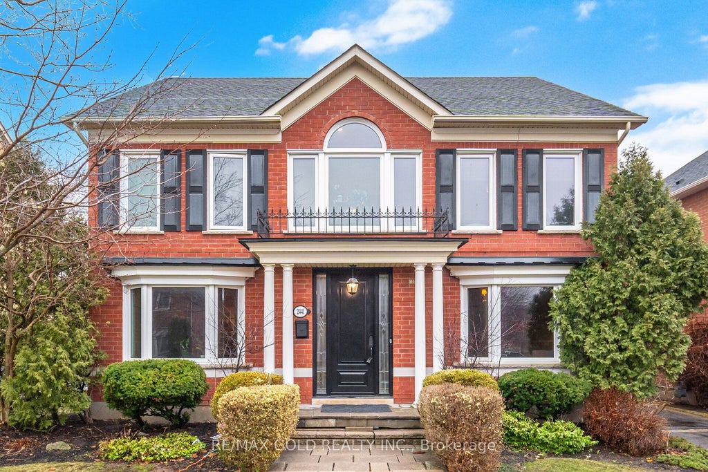2441 Capilano Crescent, Oakville