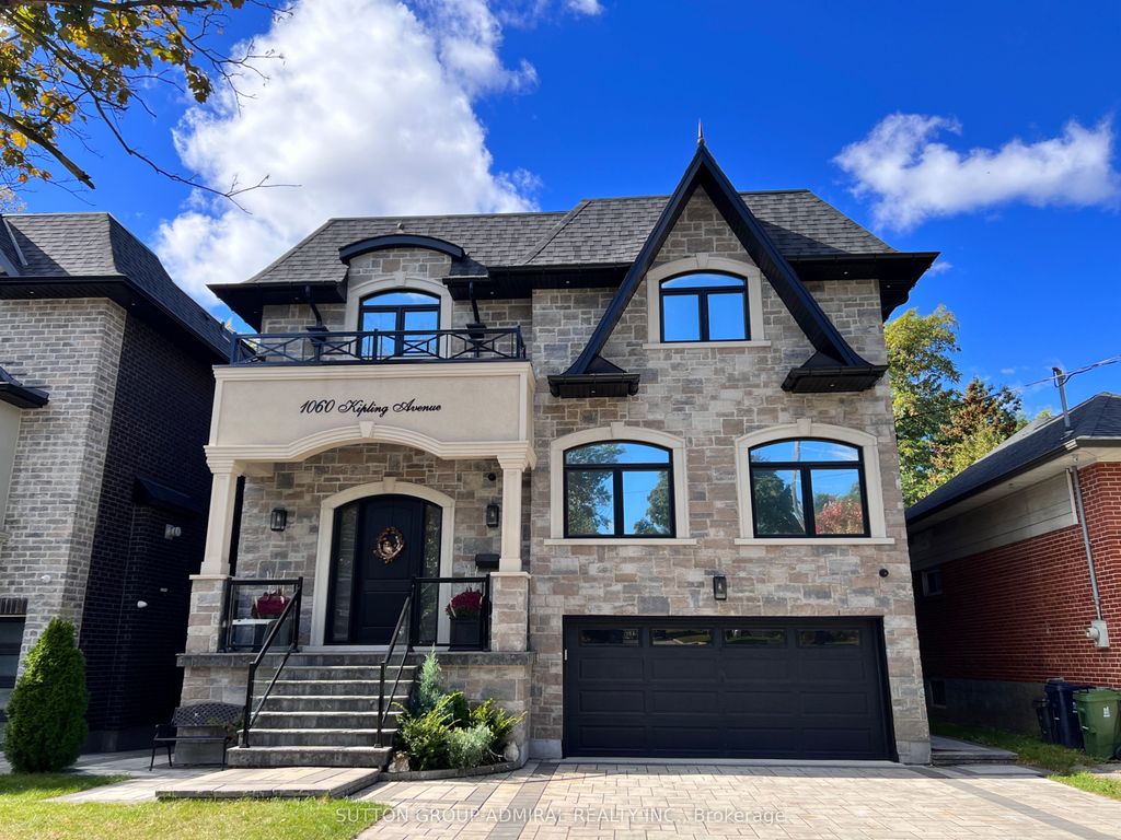 1060 Kipling Avenue, Toronto W08