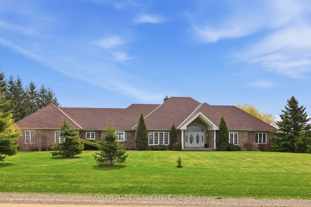 1749 Station Road, Caledon