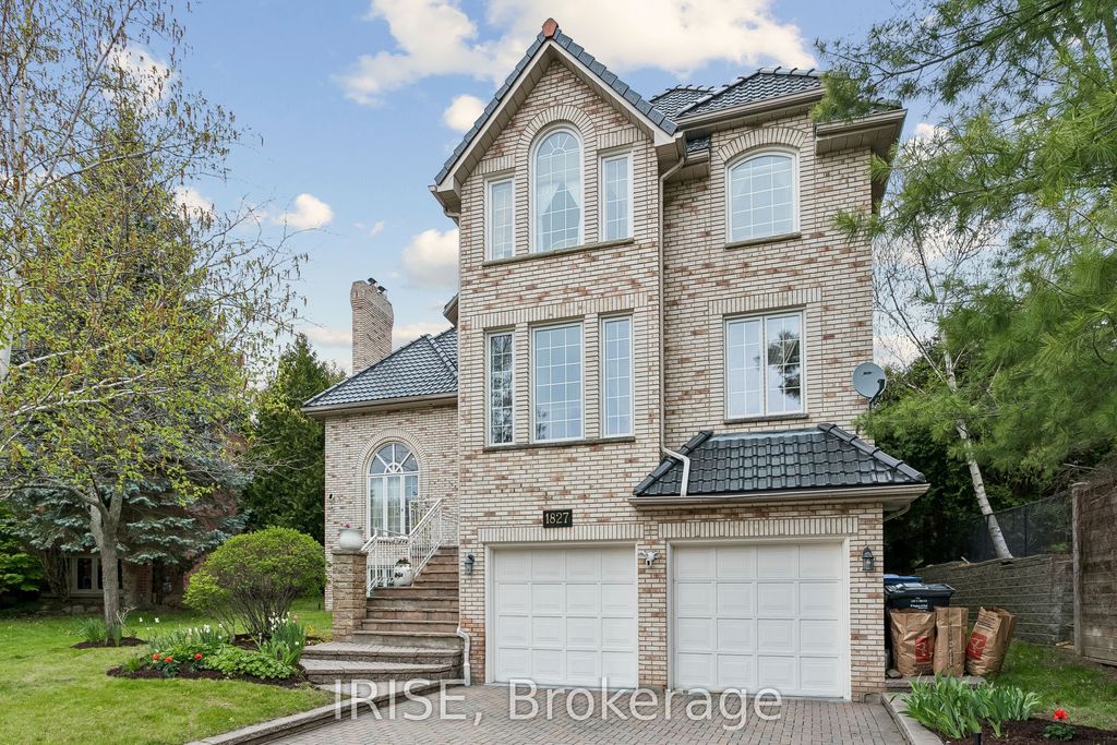 1827 Chesbro Court, Mississauga
