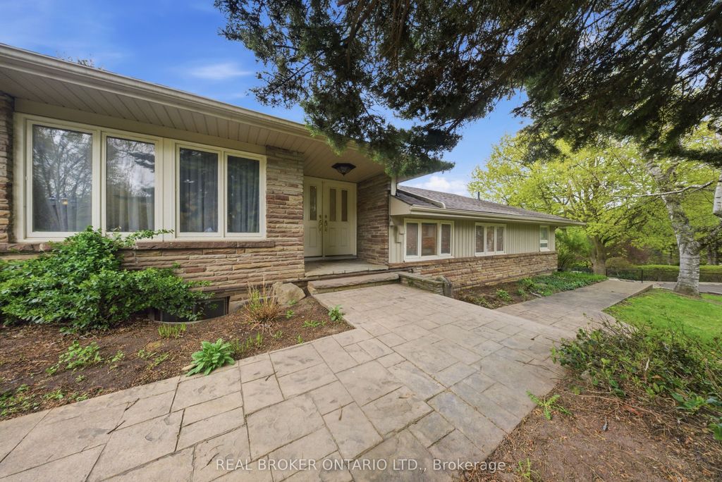 529 Conservation Drive, Brampton