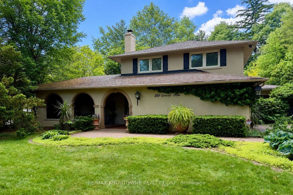 150 Cairncroft Road, Oakville