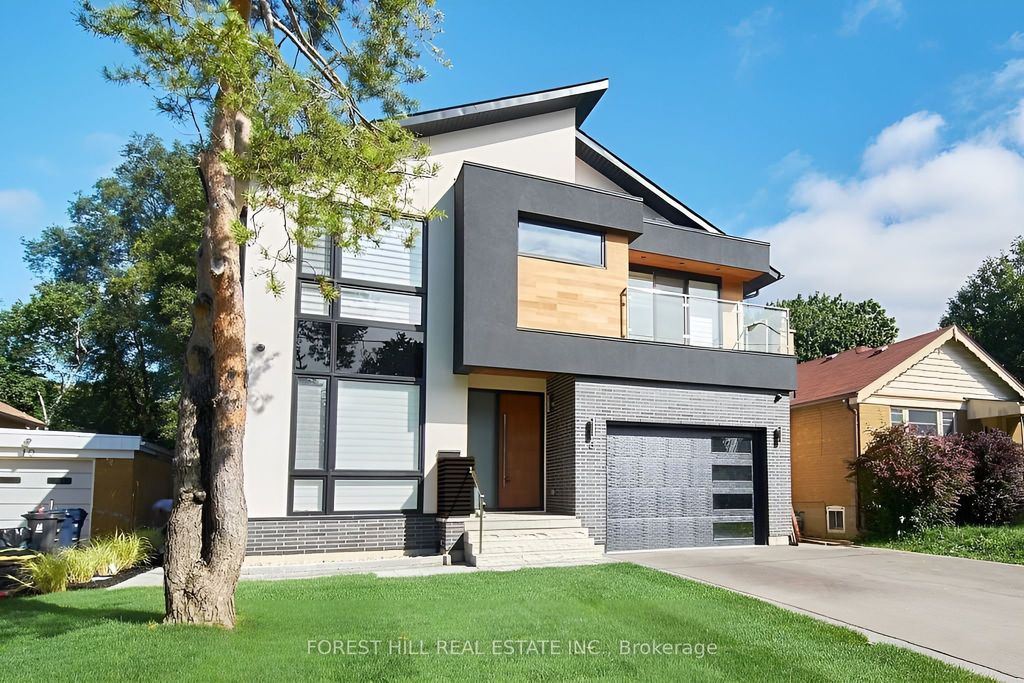 8 Nora Road, Toronto W08