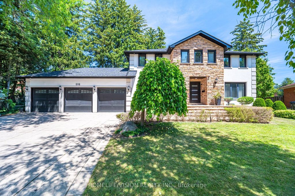 1298 Bunsden Avenue, Mississauga
