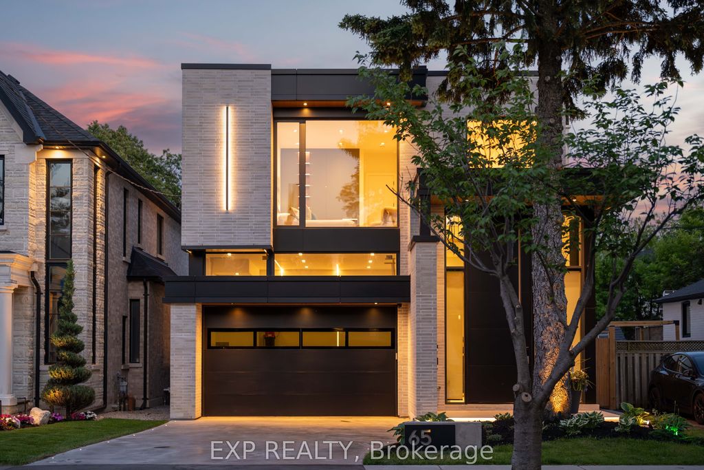 65 Edgecroft Road, Toronto W07
