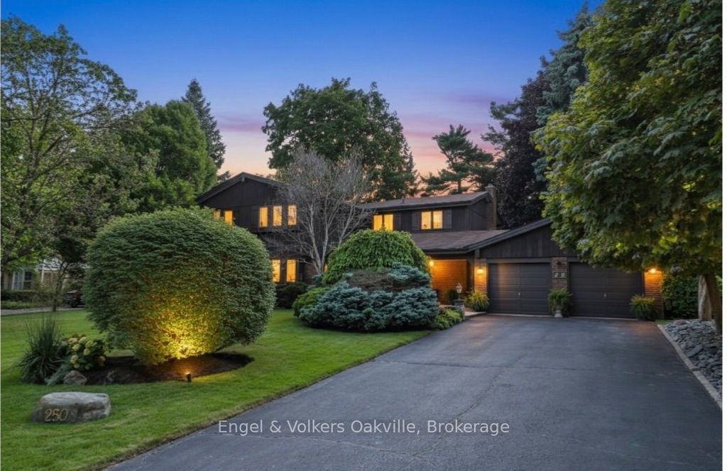 250 Gatestone Avenue, Oakville
