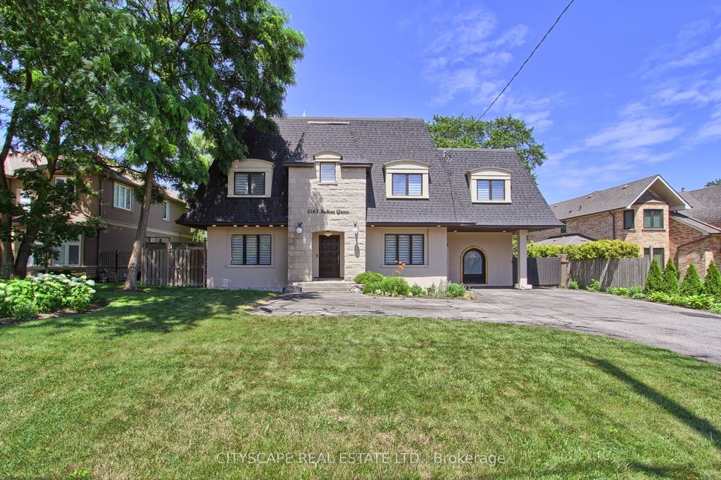 1543 Indian Grove, Mississauga