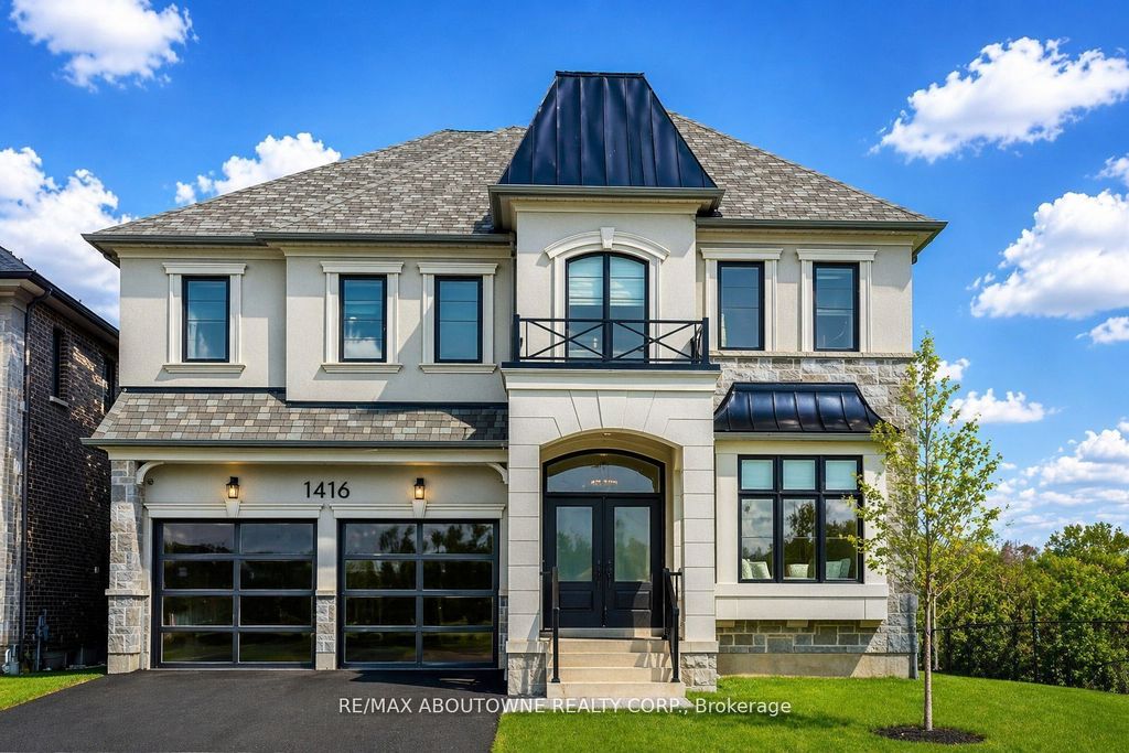 1416 Ford Strathy Crescent S, Oakville