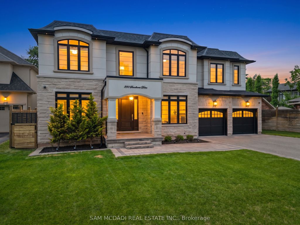 390 Sandhurst Drive, Oakville