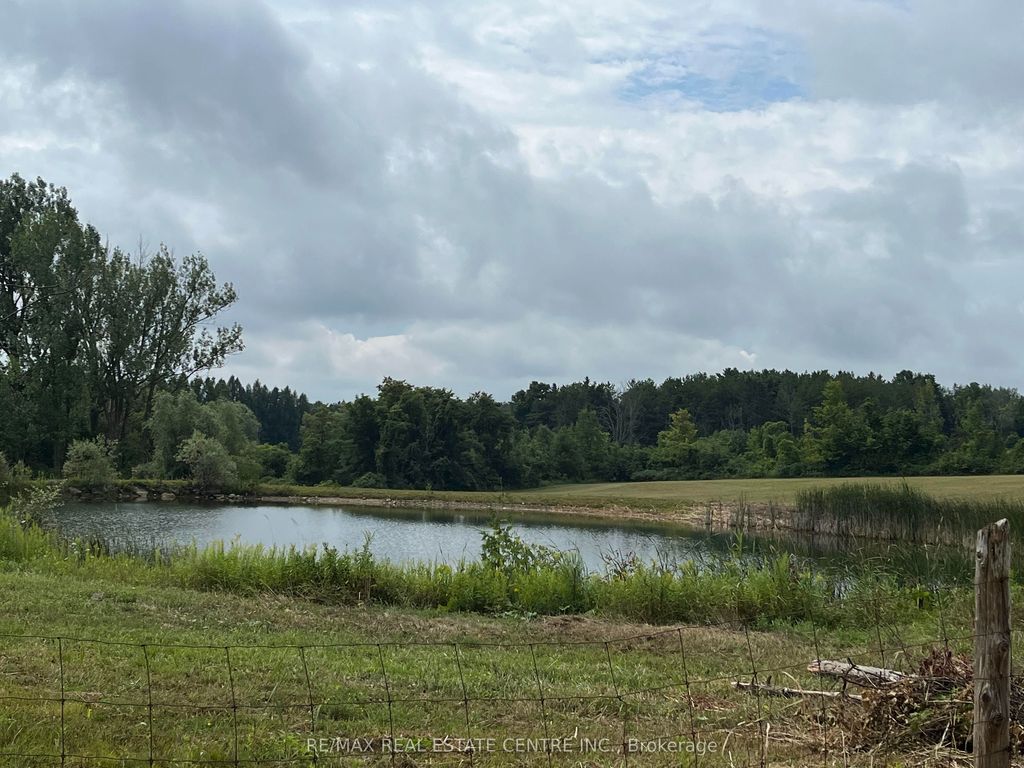 Shaws Creek Road, Caledon
