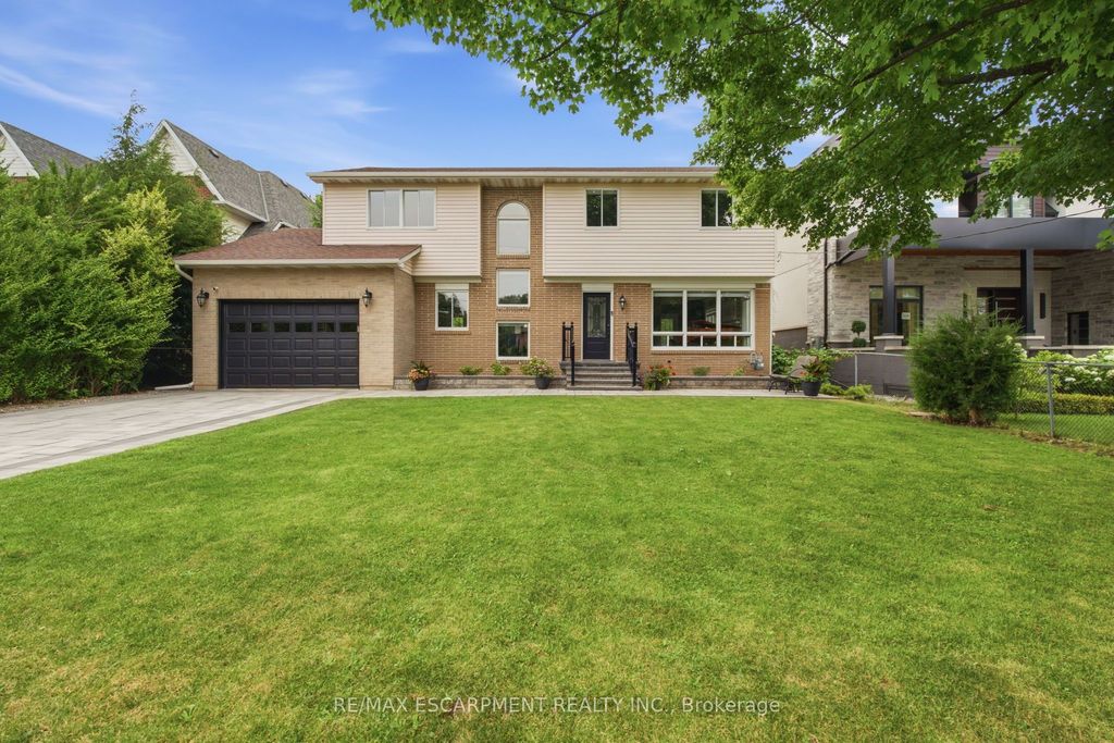 513 Maplehurst Avenue, Oakville