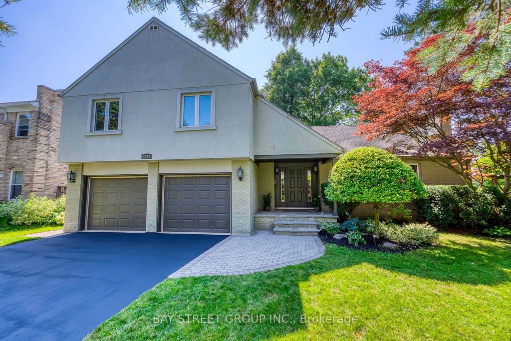 2234 Bennington Gate, Oakville