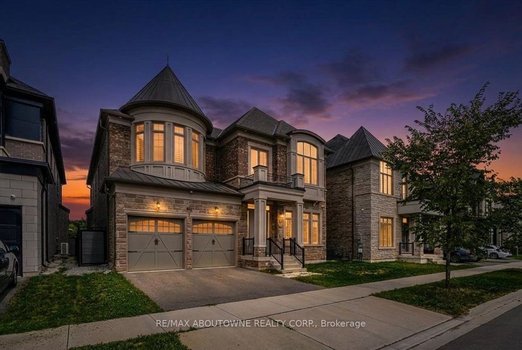 2359 Saw Whet Boulevard, Oakville