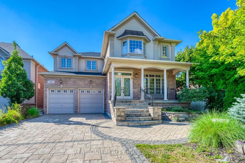 1387 Ferncrest Road, Oakville