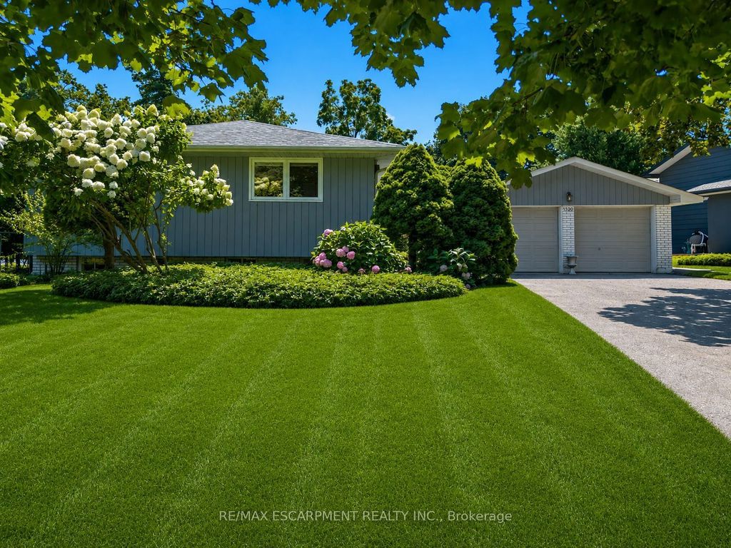 1320 Gatehouse Drive, Mississauga