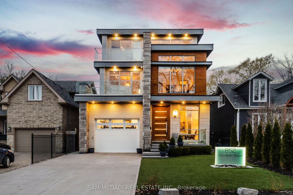 852 Goodwin Road, Mississauga