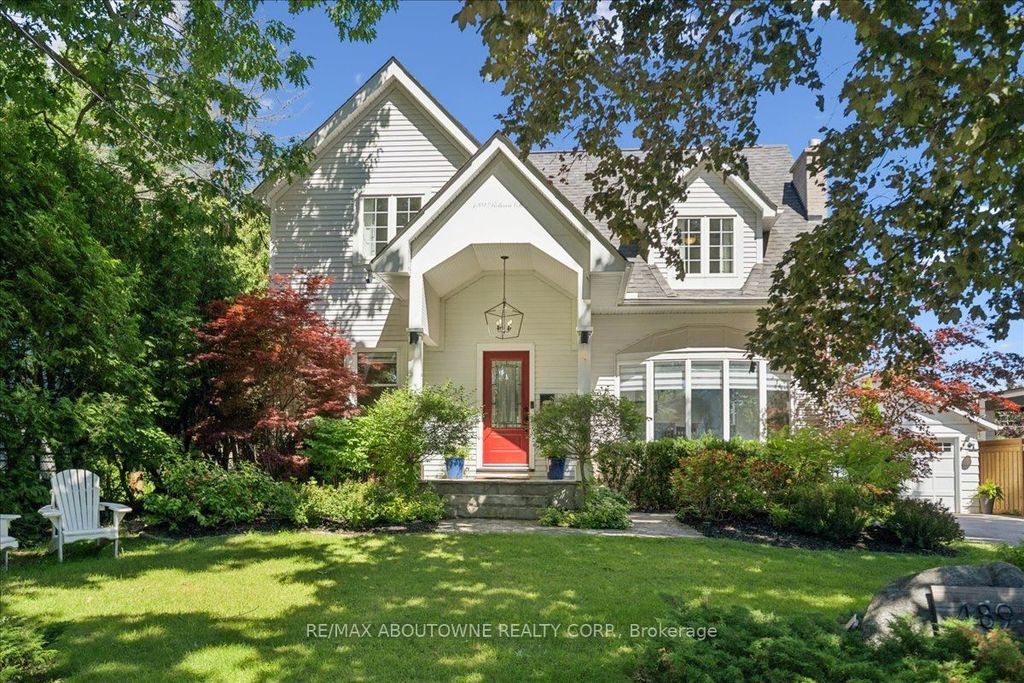 489 Rebecca Street, Oakville