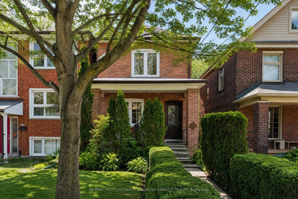 11 Winfield Avenue, Toronto W02