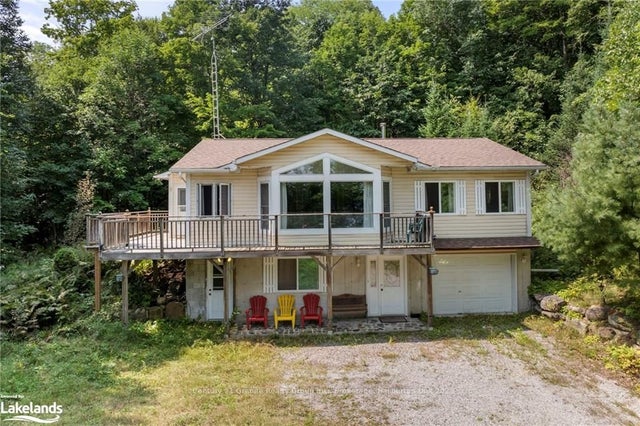 1753 Northshore Road, Algonquin Highlands